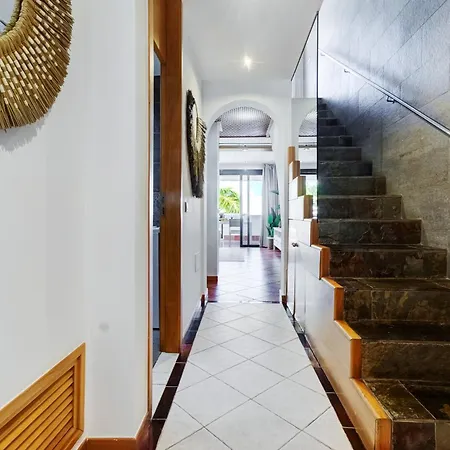 White Paradise * Costa Adeje (Tenerife)