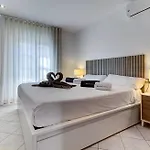 דירה White Paradise