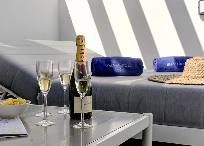 White Paradise 公寓 *