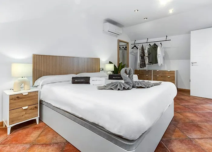 White Paradise 公寓 阿德耶