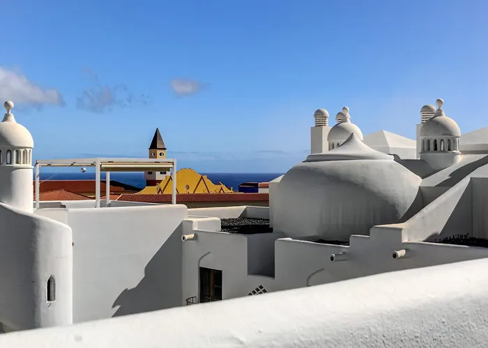 White Paradise * Costa Adeje (Tenerife)